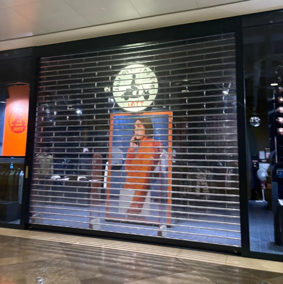 Transpaforza Transparent  Shutter System