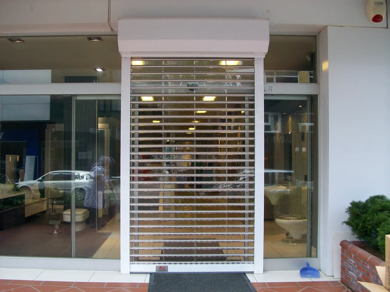 TRANSPAFORZA TRANSPARENT SHUTTER